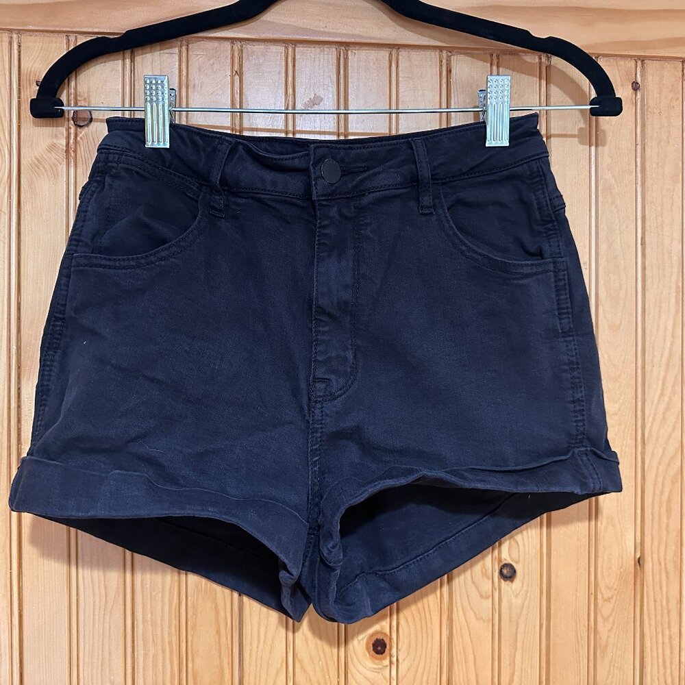 KENDALL + KYLIE Women's Black Shorts